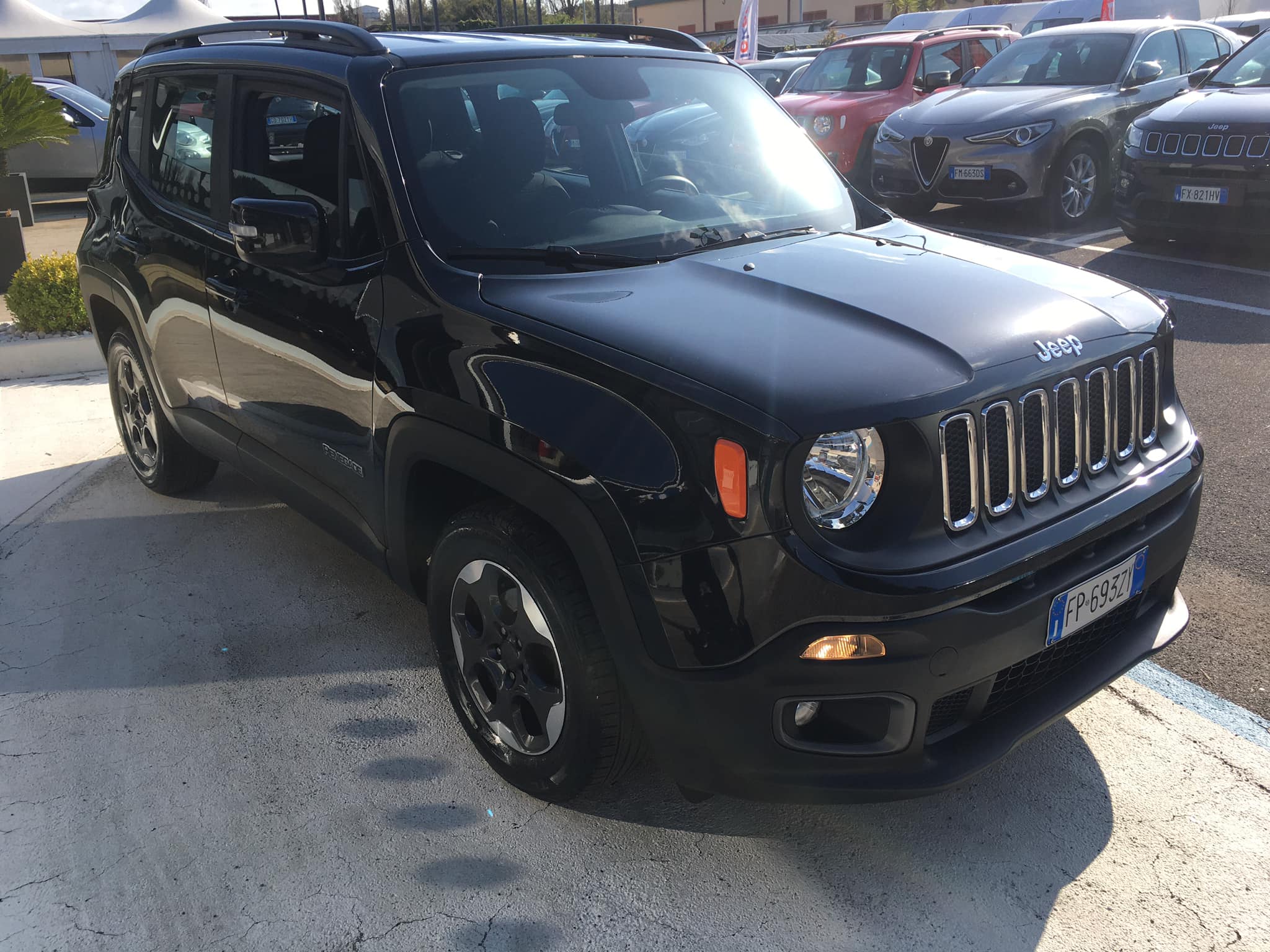 Acquista Jeep – Renegade